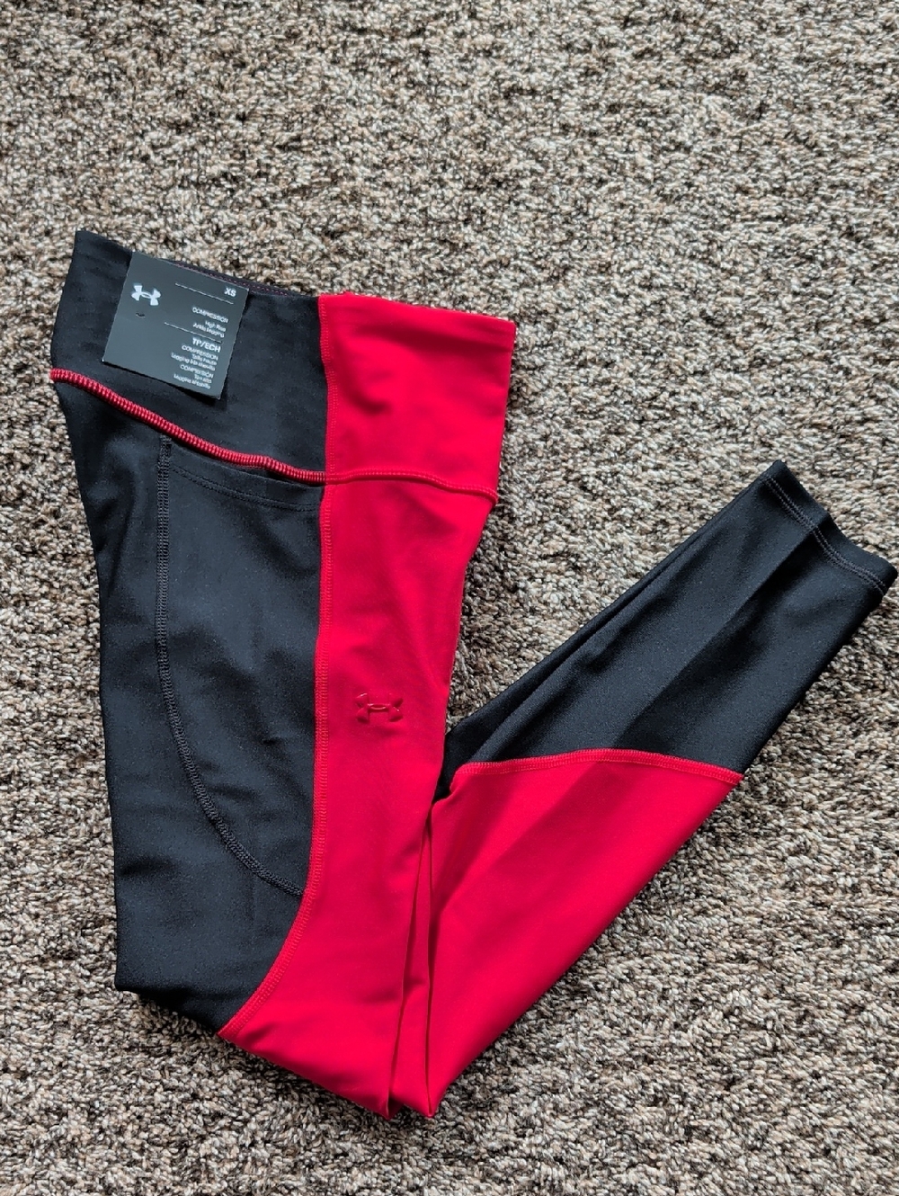 Ladies XS Under Armour Black and Red Colorblock Compression Leggings